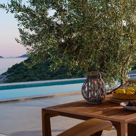 Kalamar 4 * Kaş
